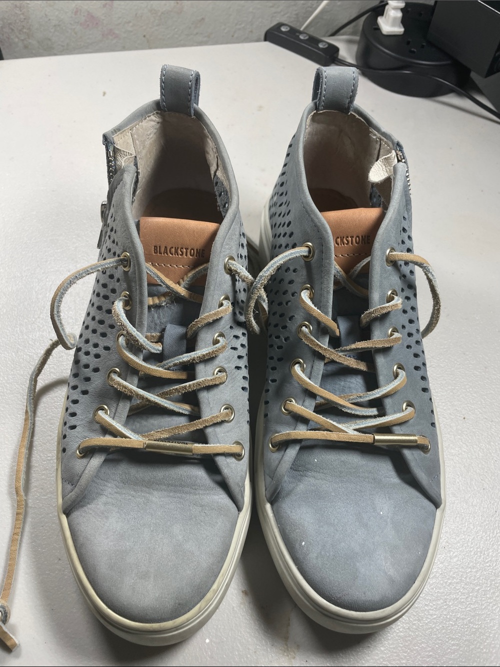 Blackstone Men's Light Gray Perforated Leather Sneakers